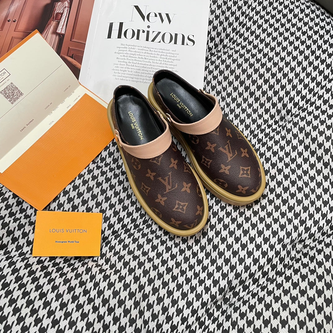 Fashionable printed thick-soled slippers