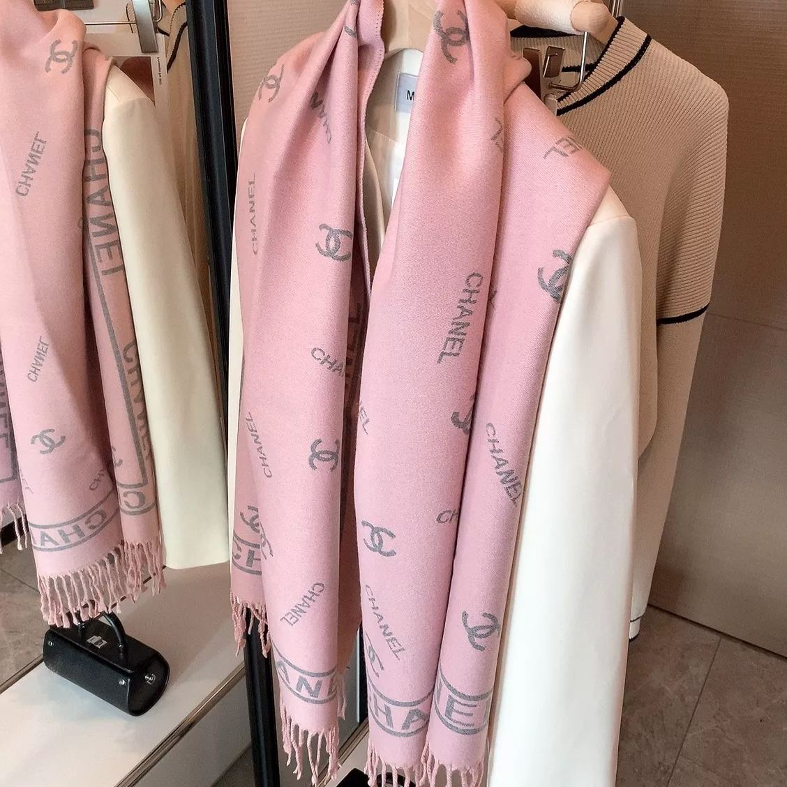 Simple  Letter Cashmere Scarf Shawl