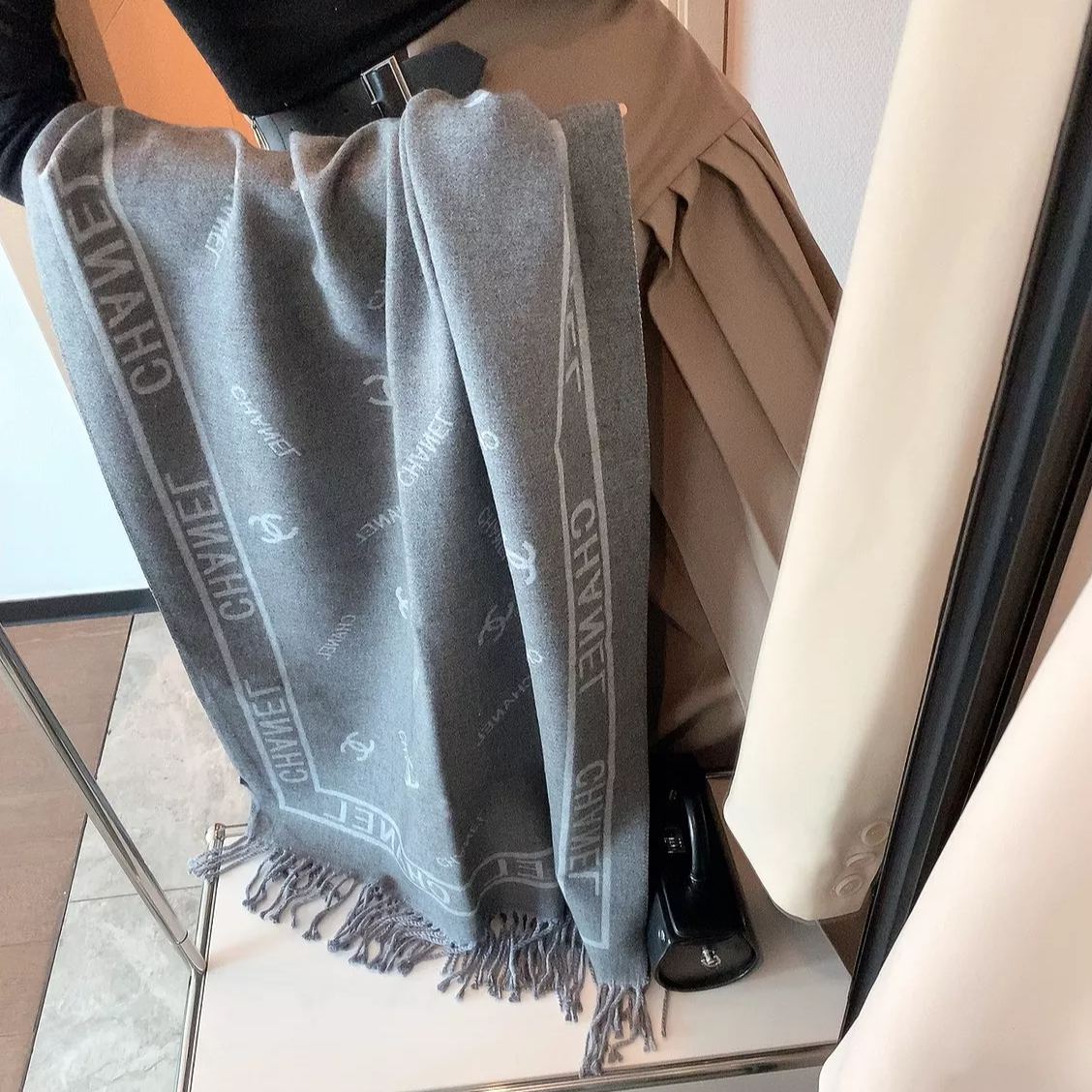 Simple  Letter Cashmere Scarf Shawl