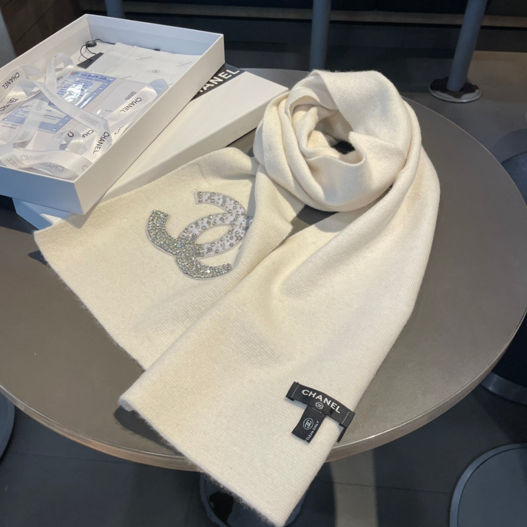 Crystal Diamond  Knit Scarf