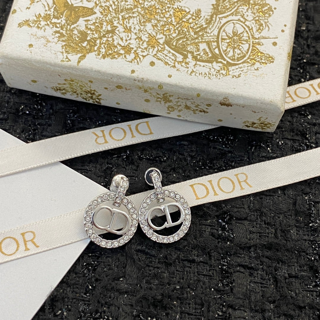 Elegant Diamond Round Earrings