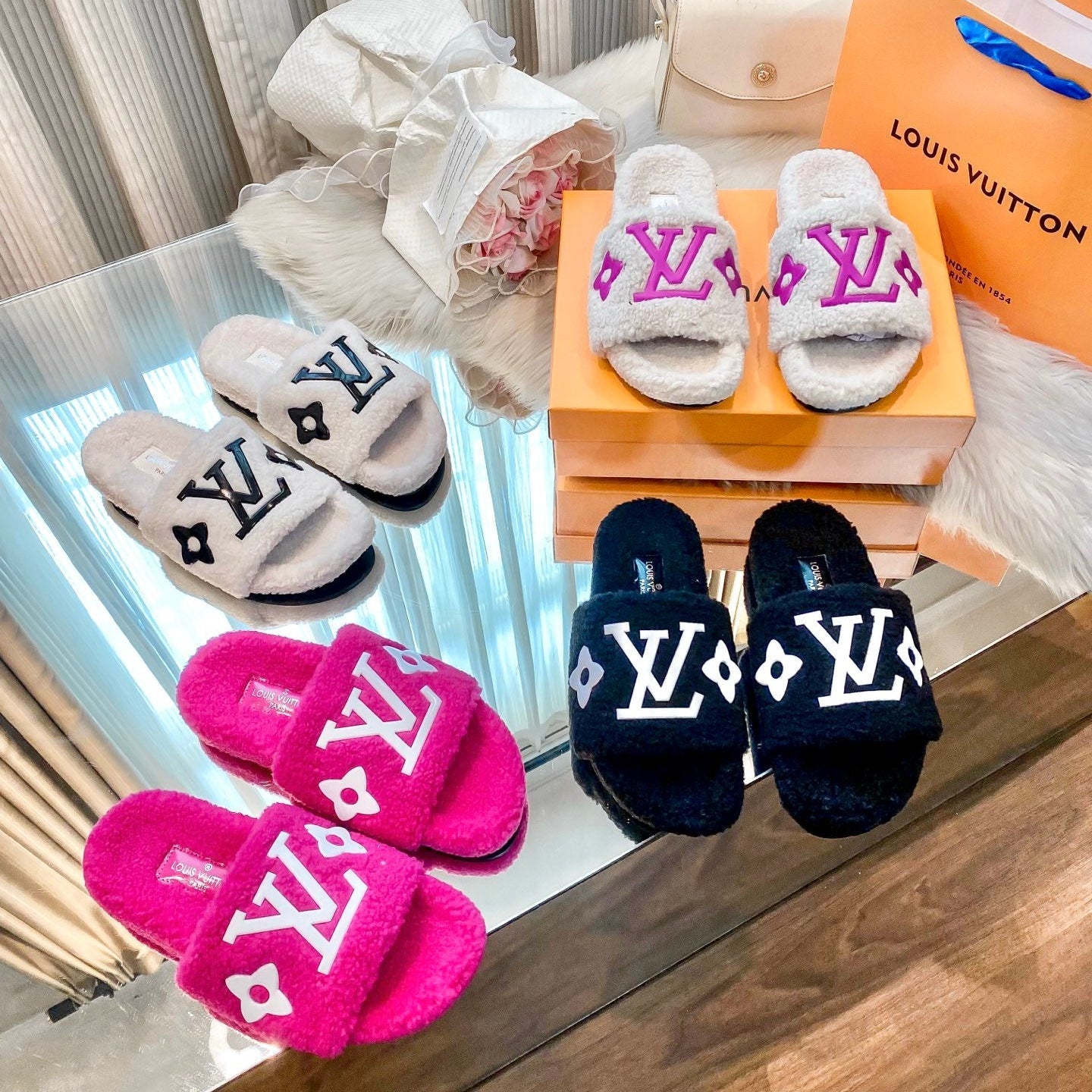 4 Colors Couple Lambswool Slippers