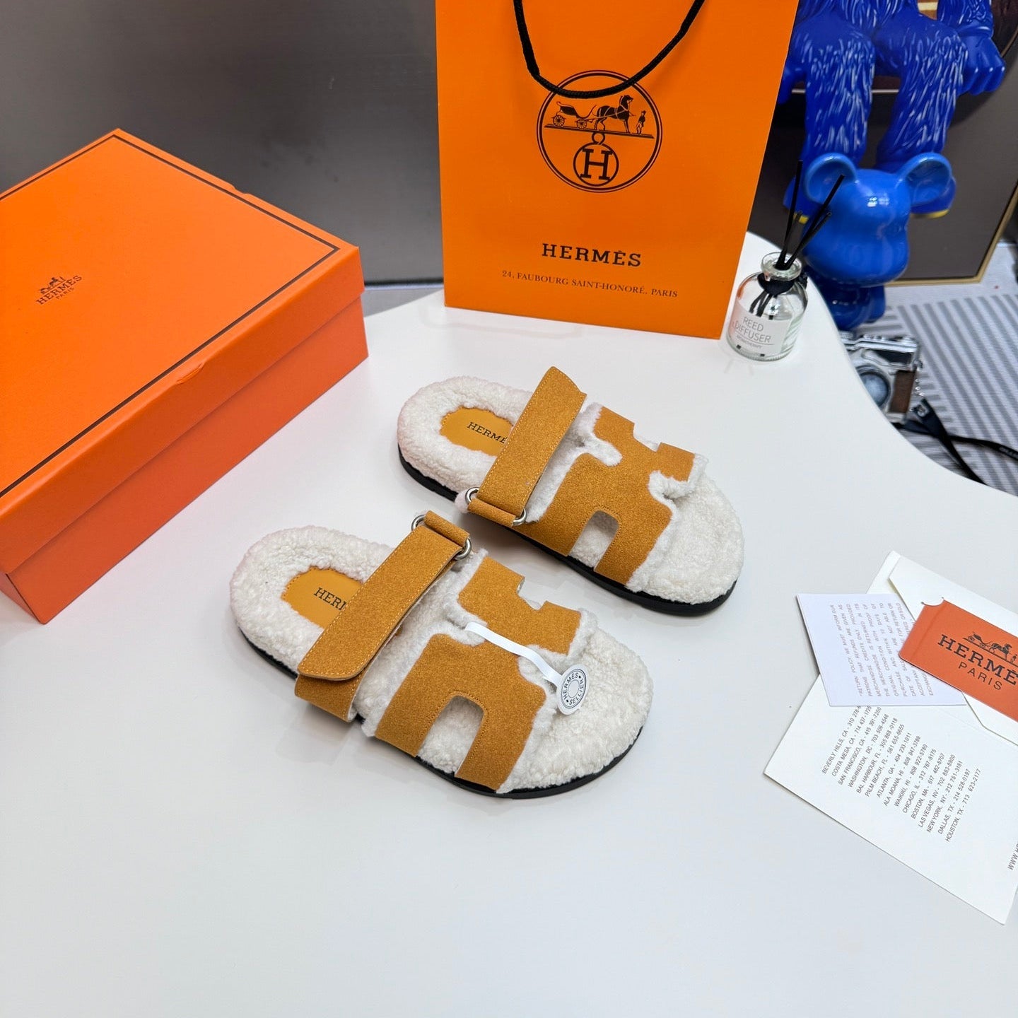 Stylish Velcro wool slippers