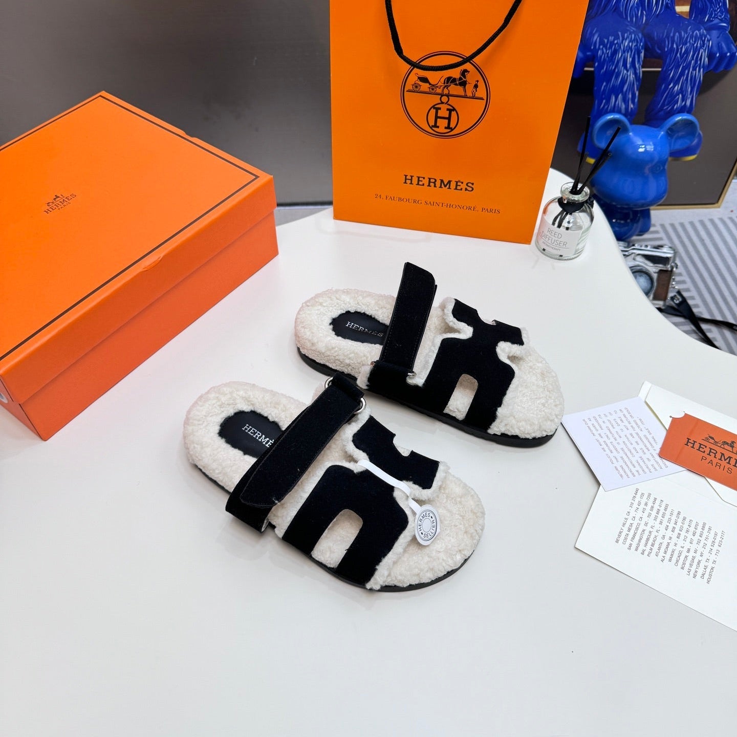 Stylish Velcro wool slippers