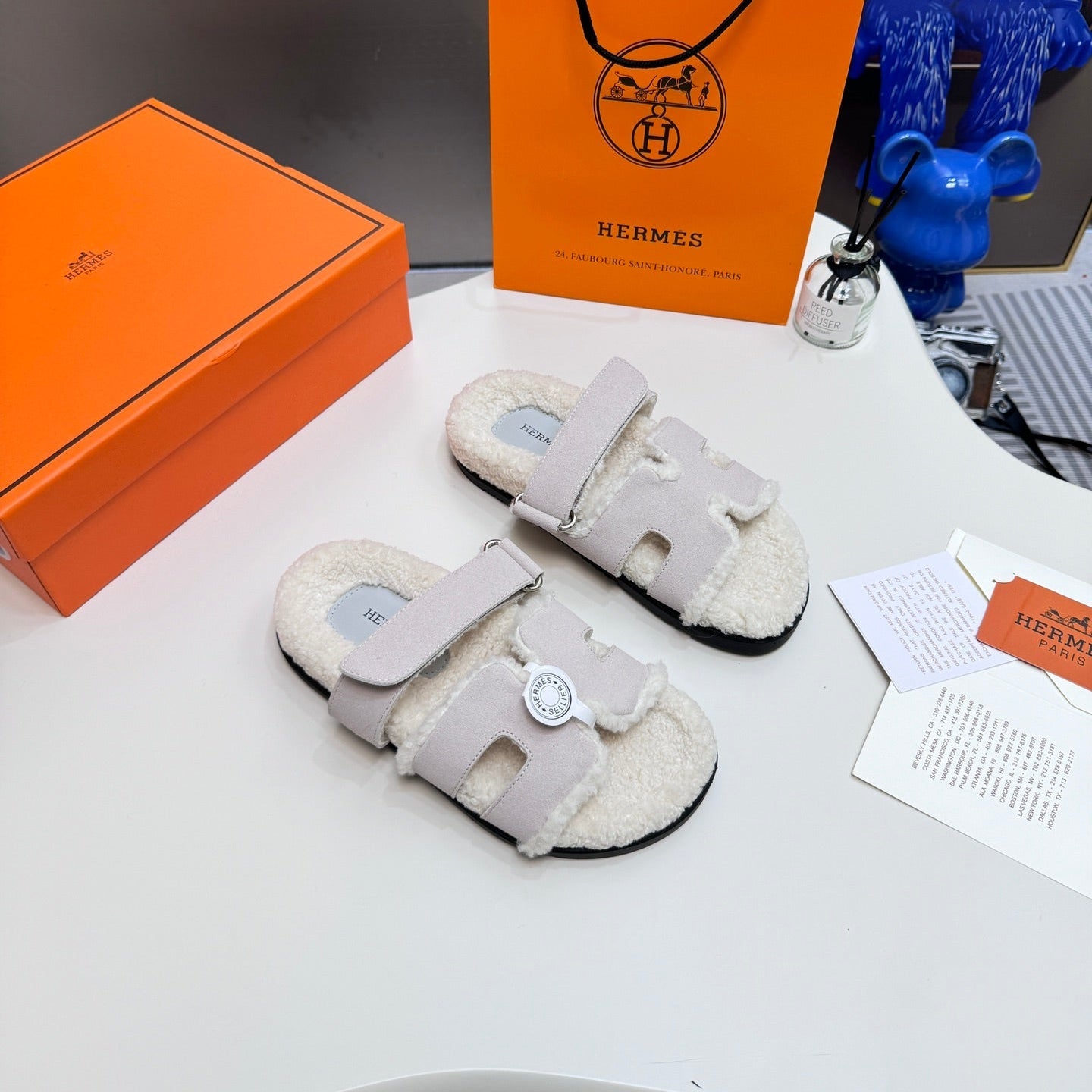 Stylish Velcro wool slippers