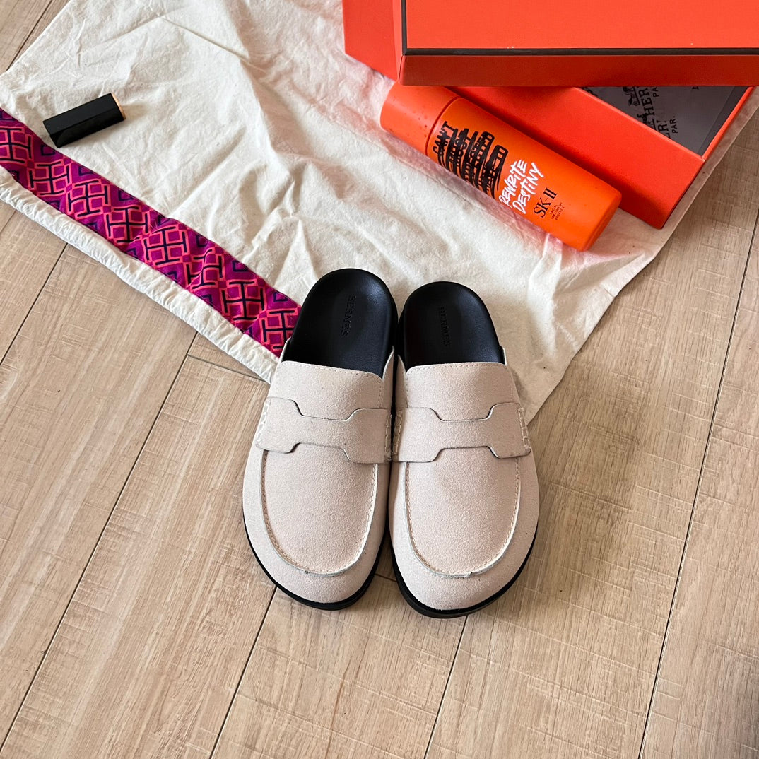 Classic suede half-covered shoes