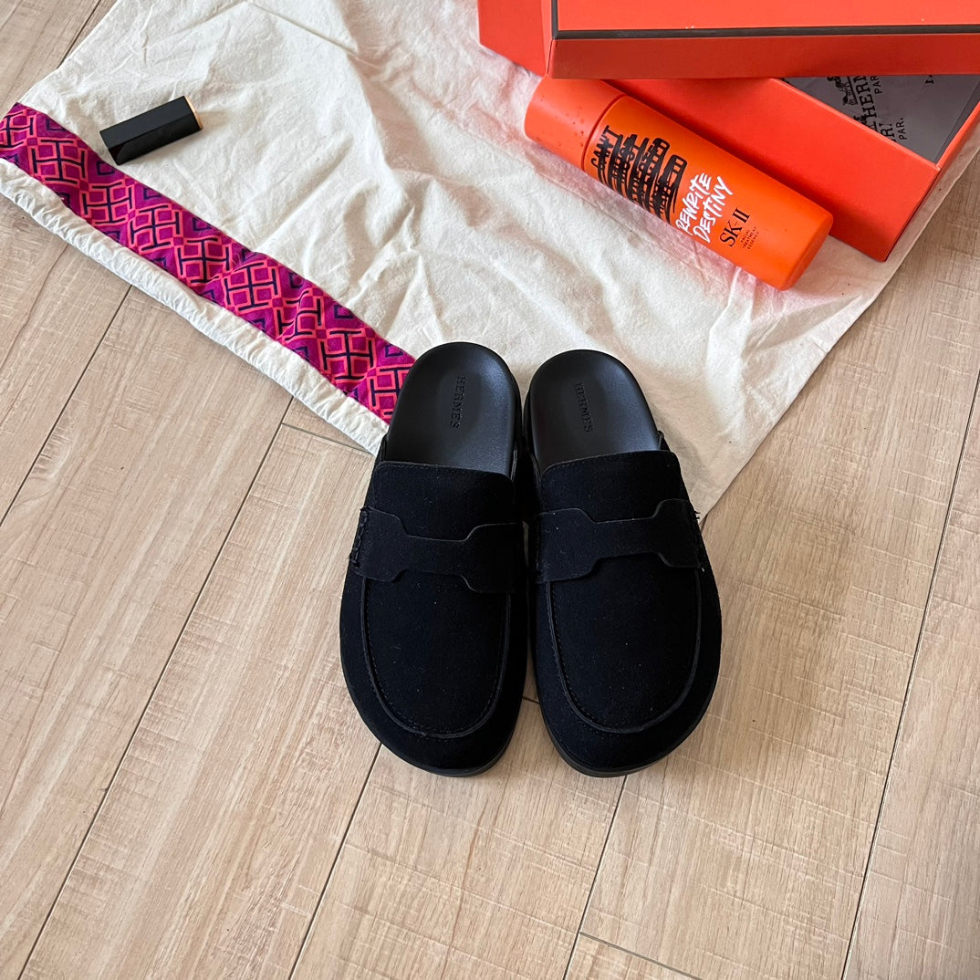 Classic suede half-covered shoes