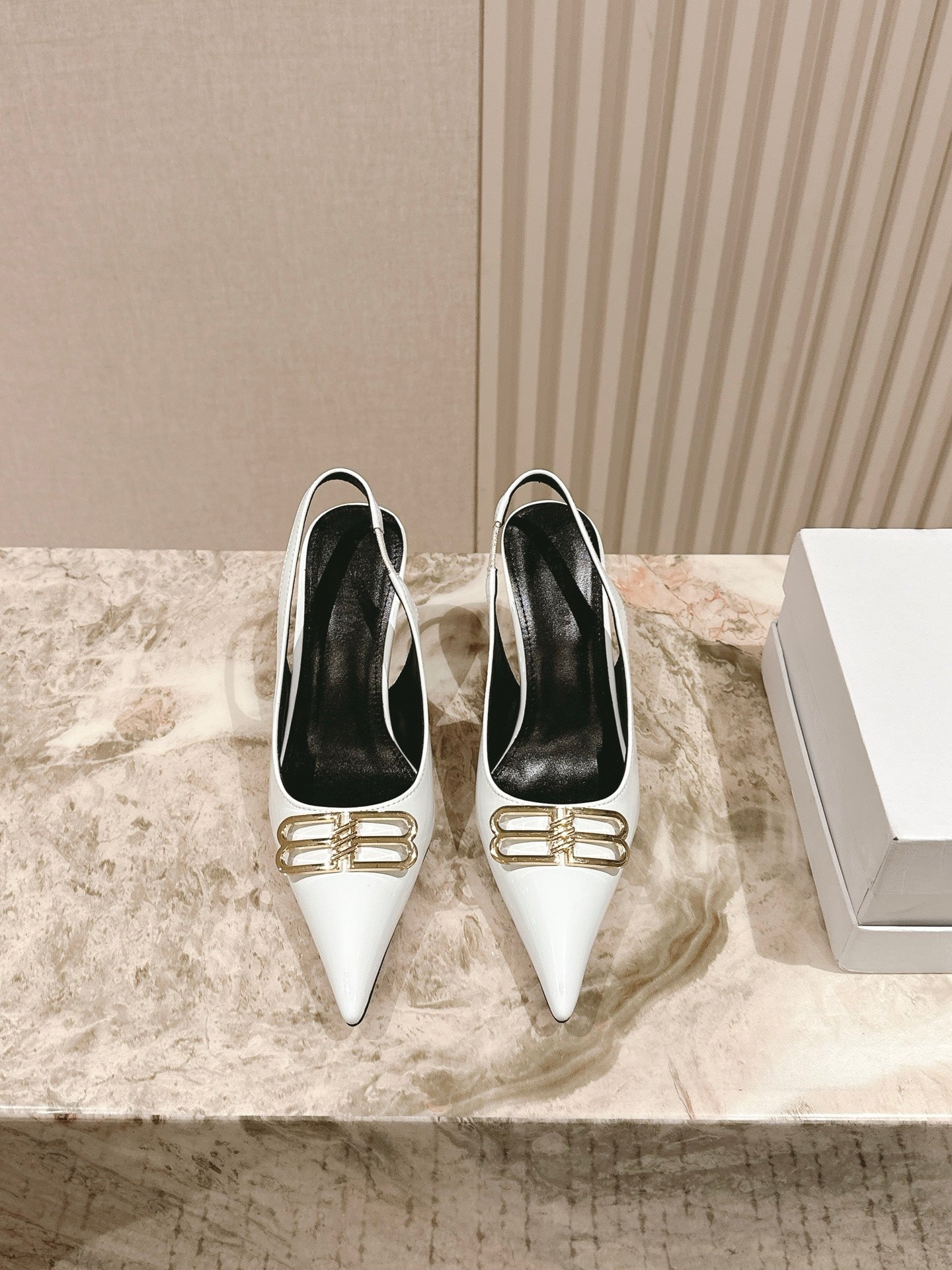 Patent leather rhinestone high-heeled sandals