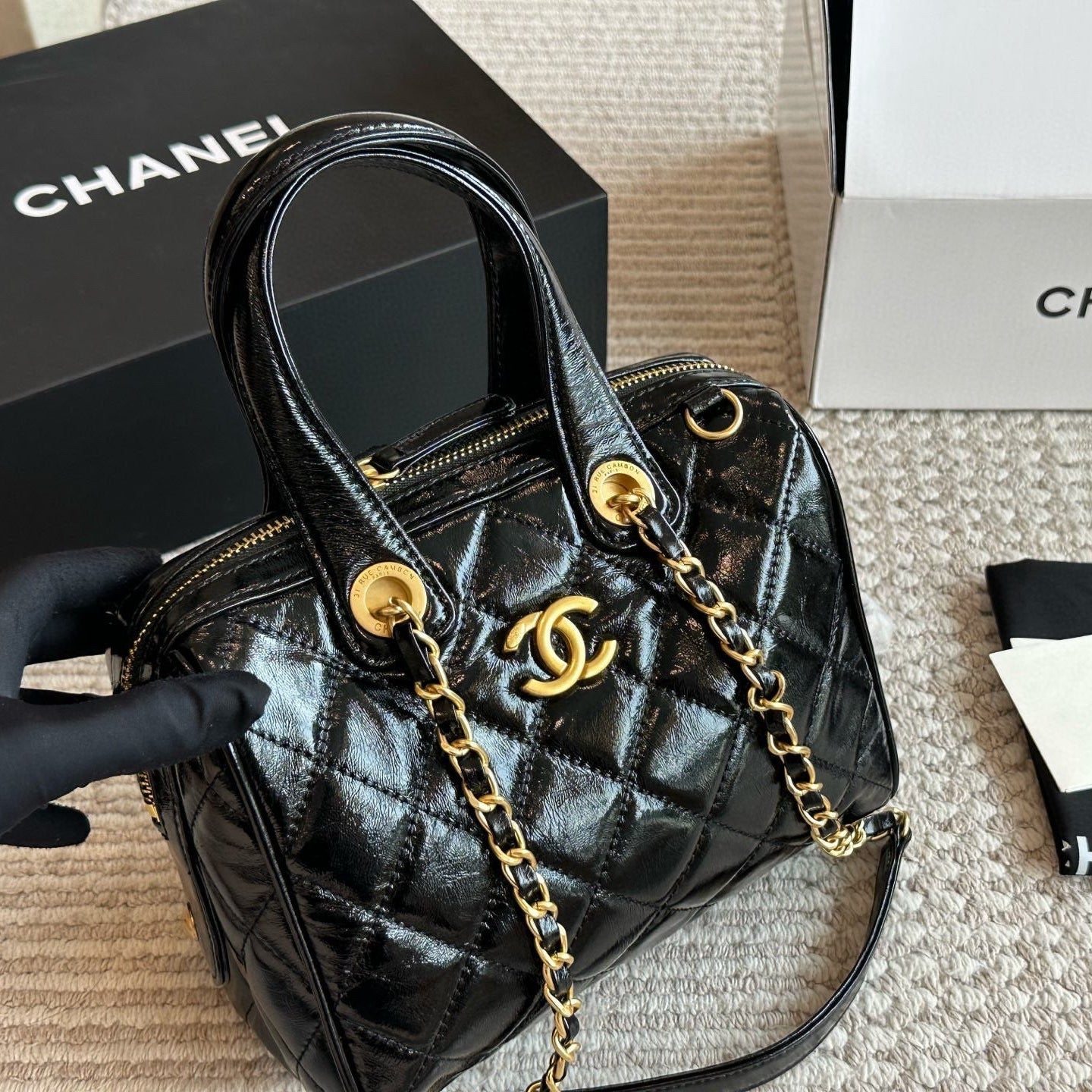 Stylish waxed leather bowling bag