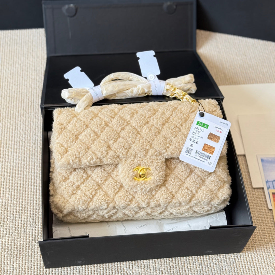 Lambswool Women's Handbag