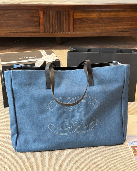 Fashionable Denim Tote Bag