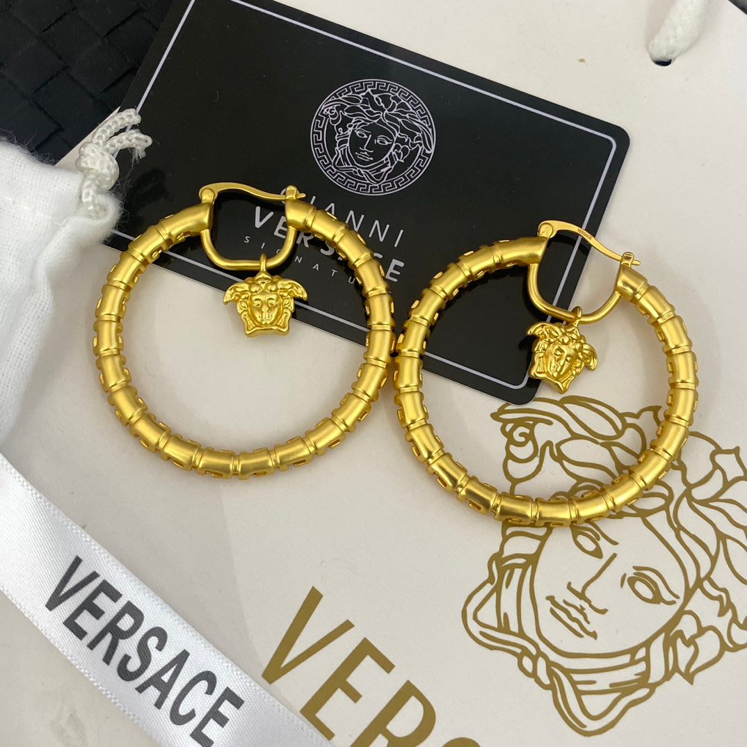 Stylish Avatar Hoop Earrings