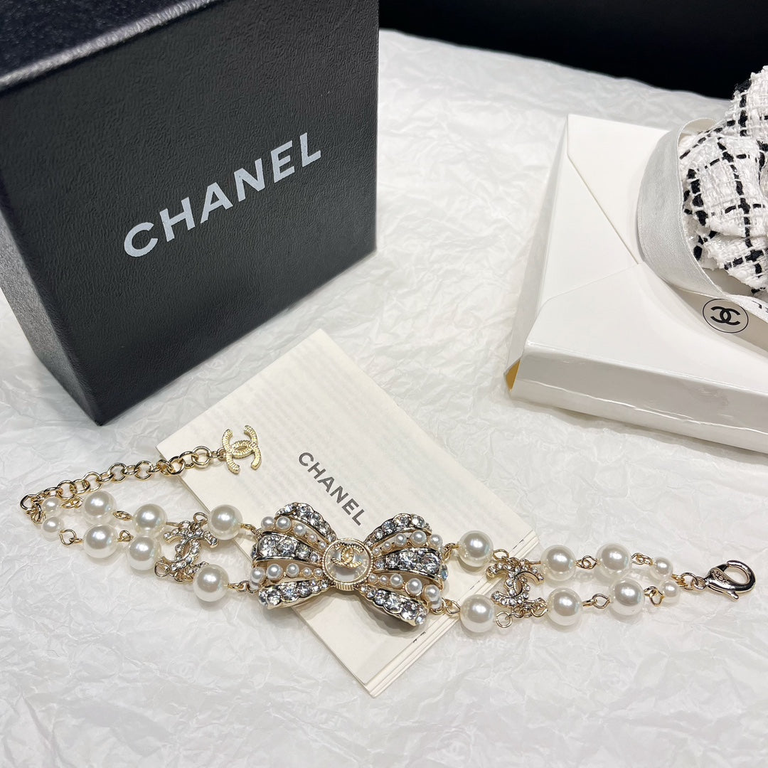 Bow Pearl Bracelet