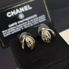 Stylish Walnut Earrings