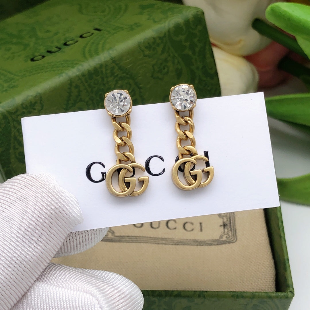 Fashion earrings