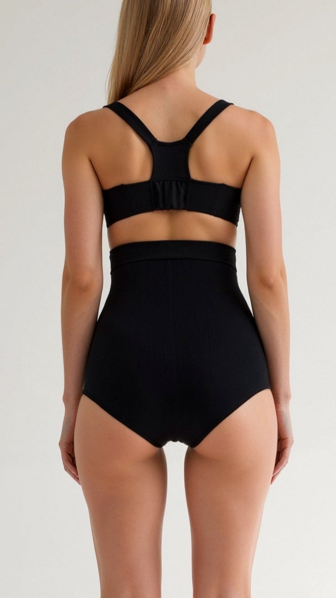 Seamless High-Waisted Briefs
