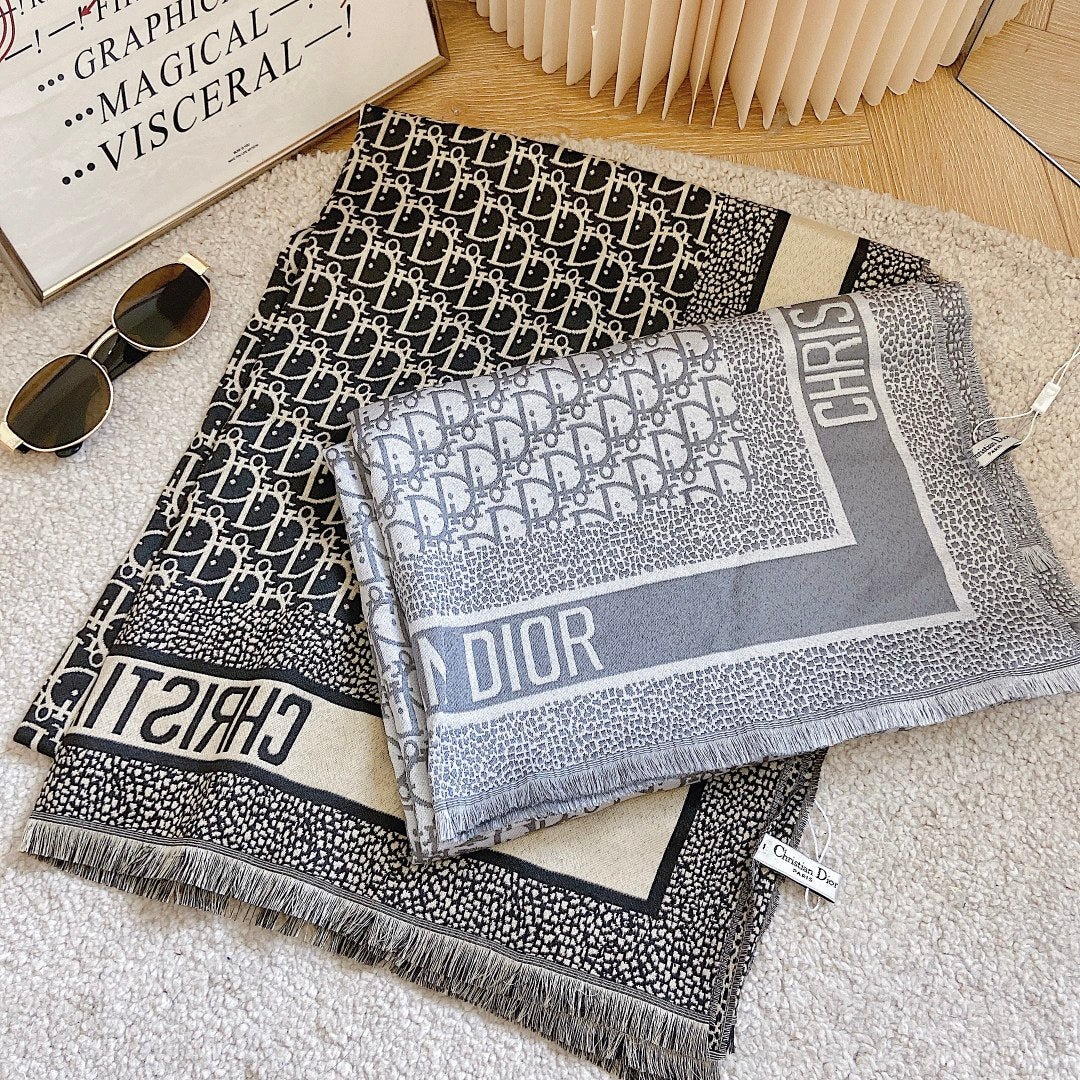 Classic embossed cashmere and silk scarf