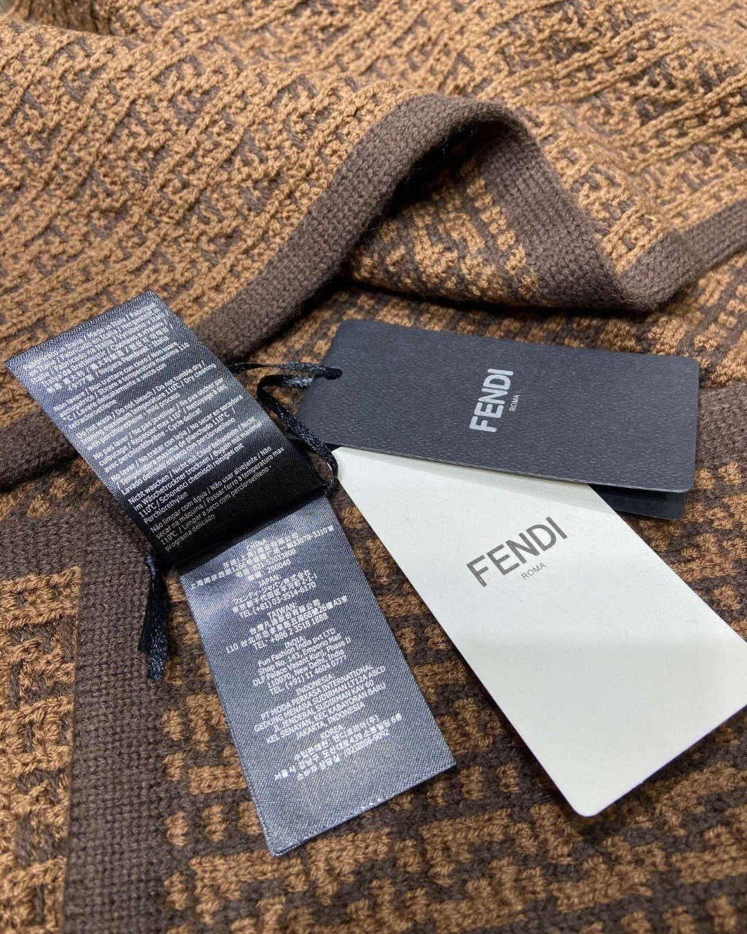 Brown double-sided printed cashmere scarf