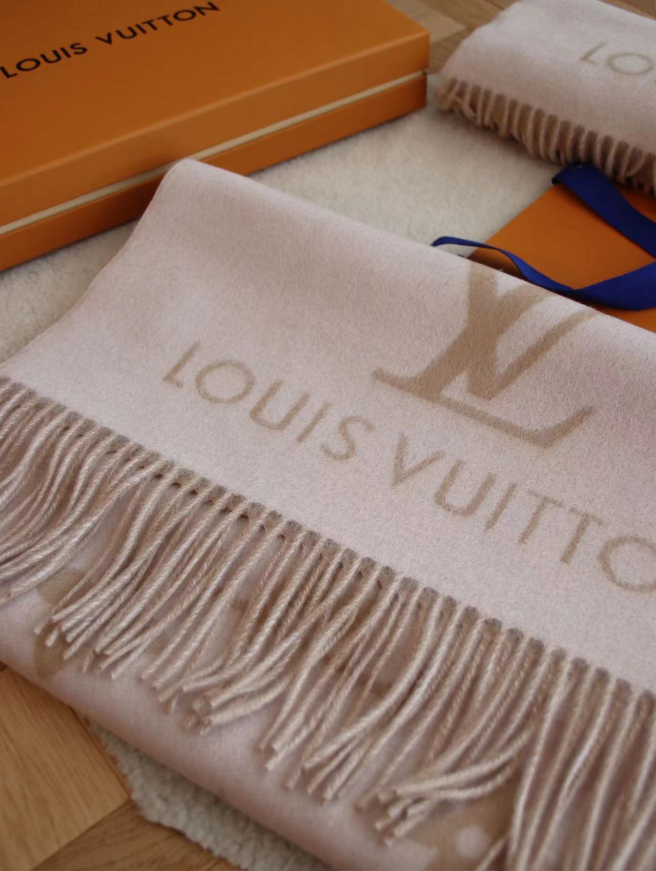 Classic Embossed Cashmere Scarf