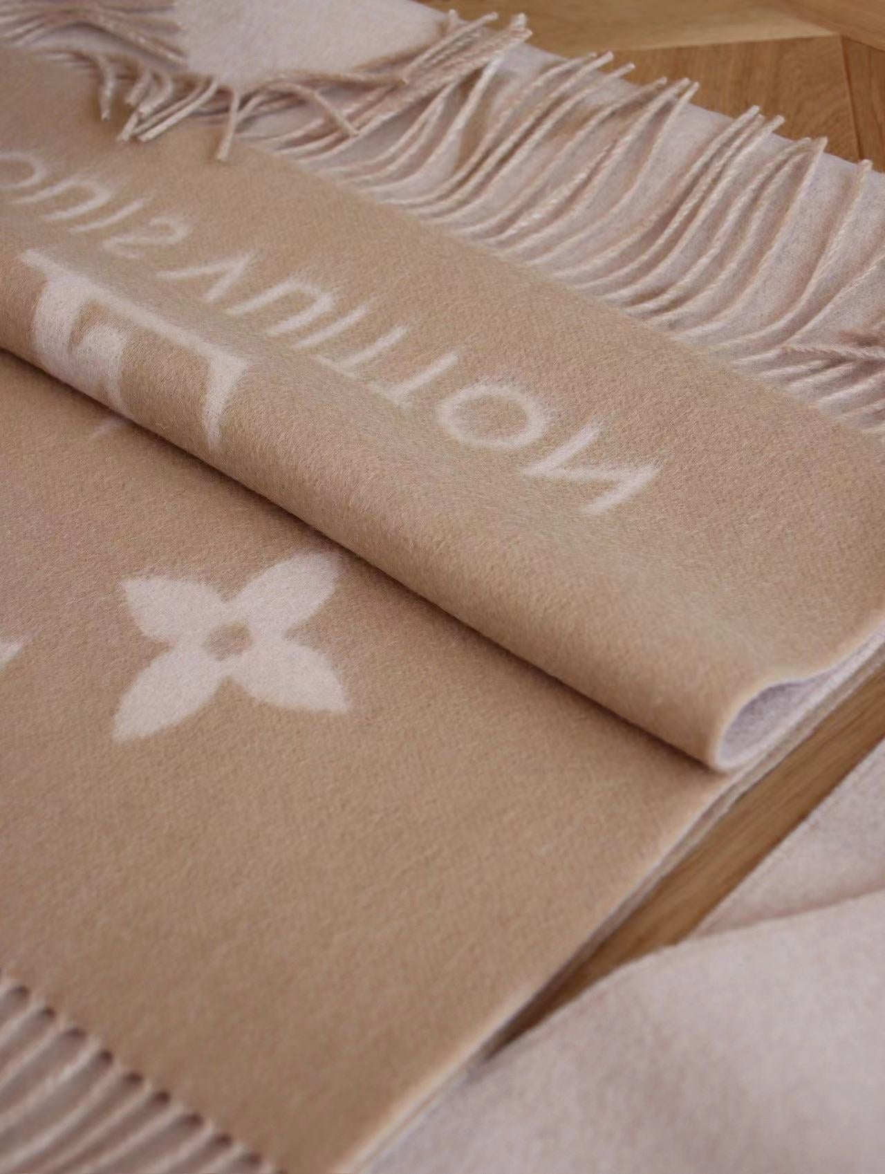 Classic Embossed Cashmere Scarf