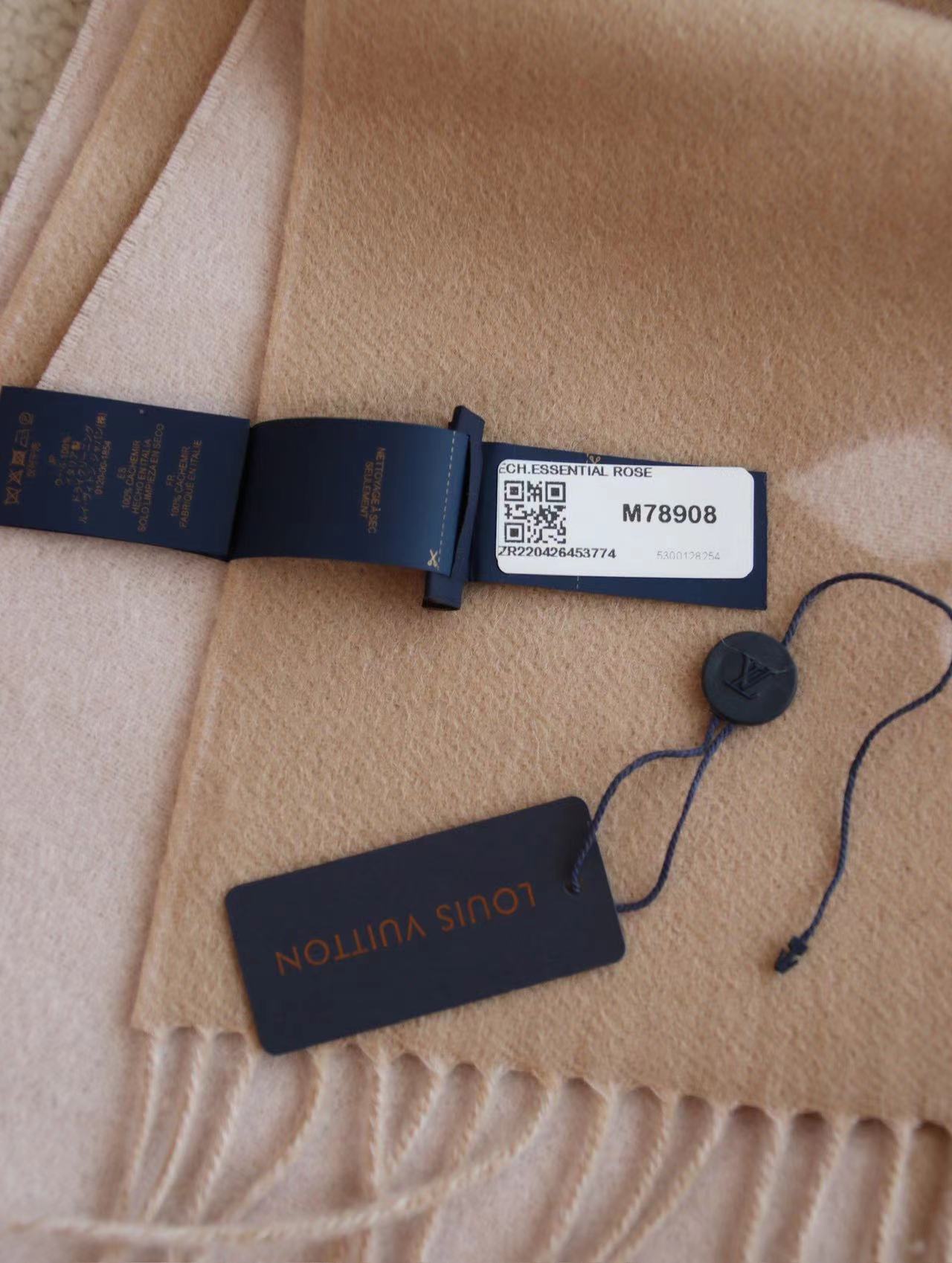 Classic Embossed Cashmere Scarf