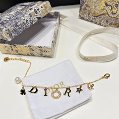 Floral Star Pearl Bracelet