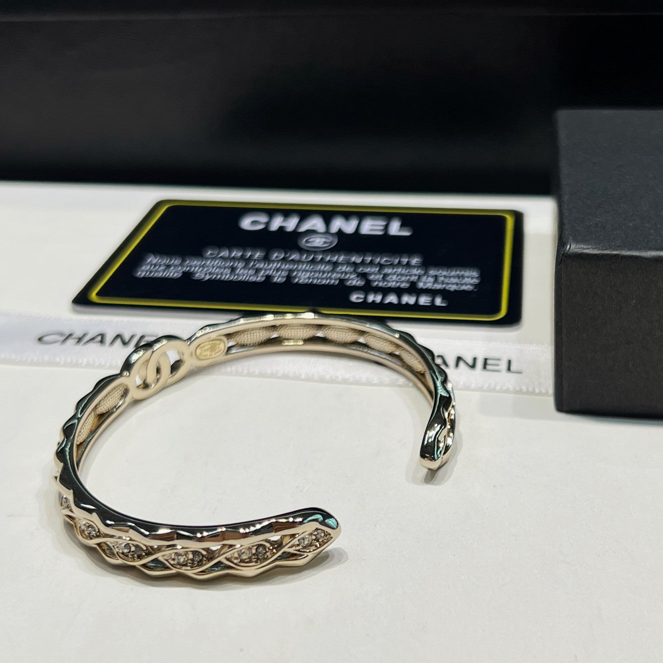 Diamond open bracelet