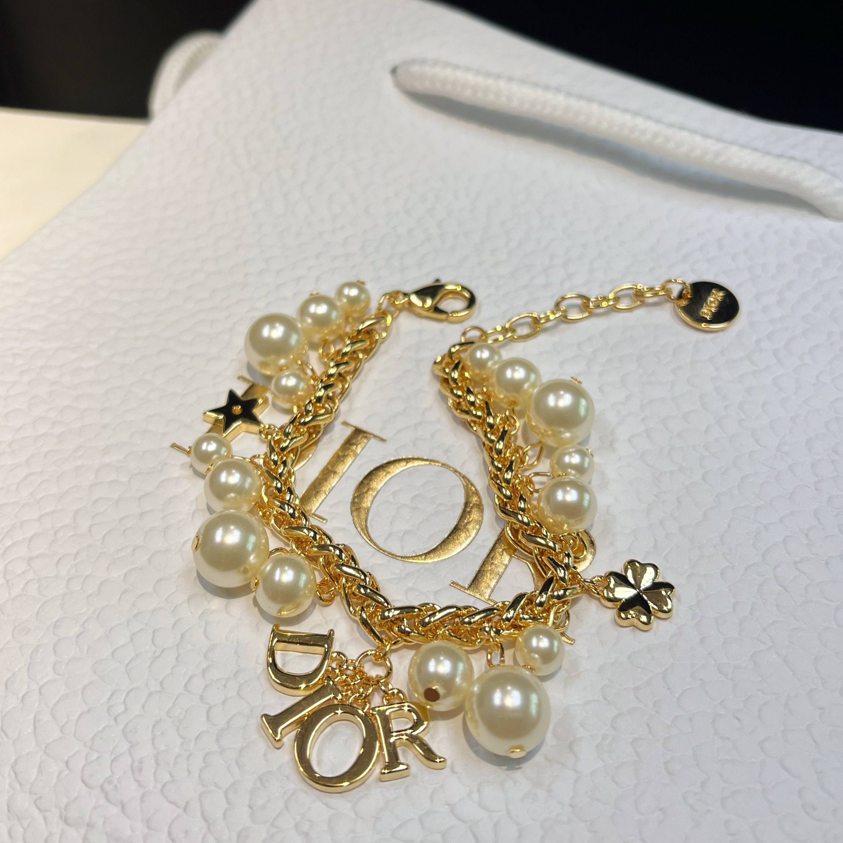 Pearl Lucky Bracelet