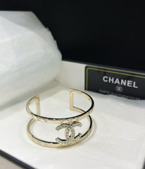 Crystal diamond wide open bracelet
