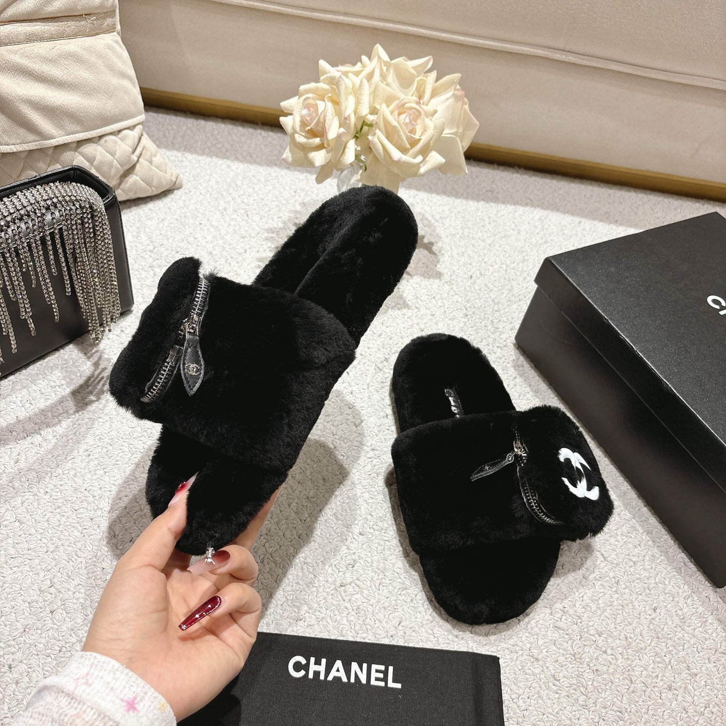 Pocket wool slippers