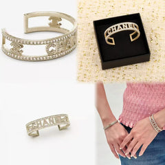 Half-circle bracelet with diamond engravings