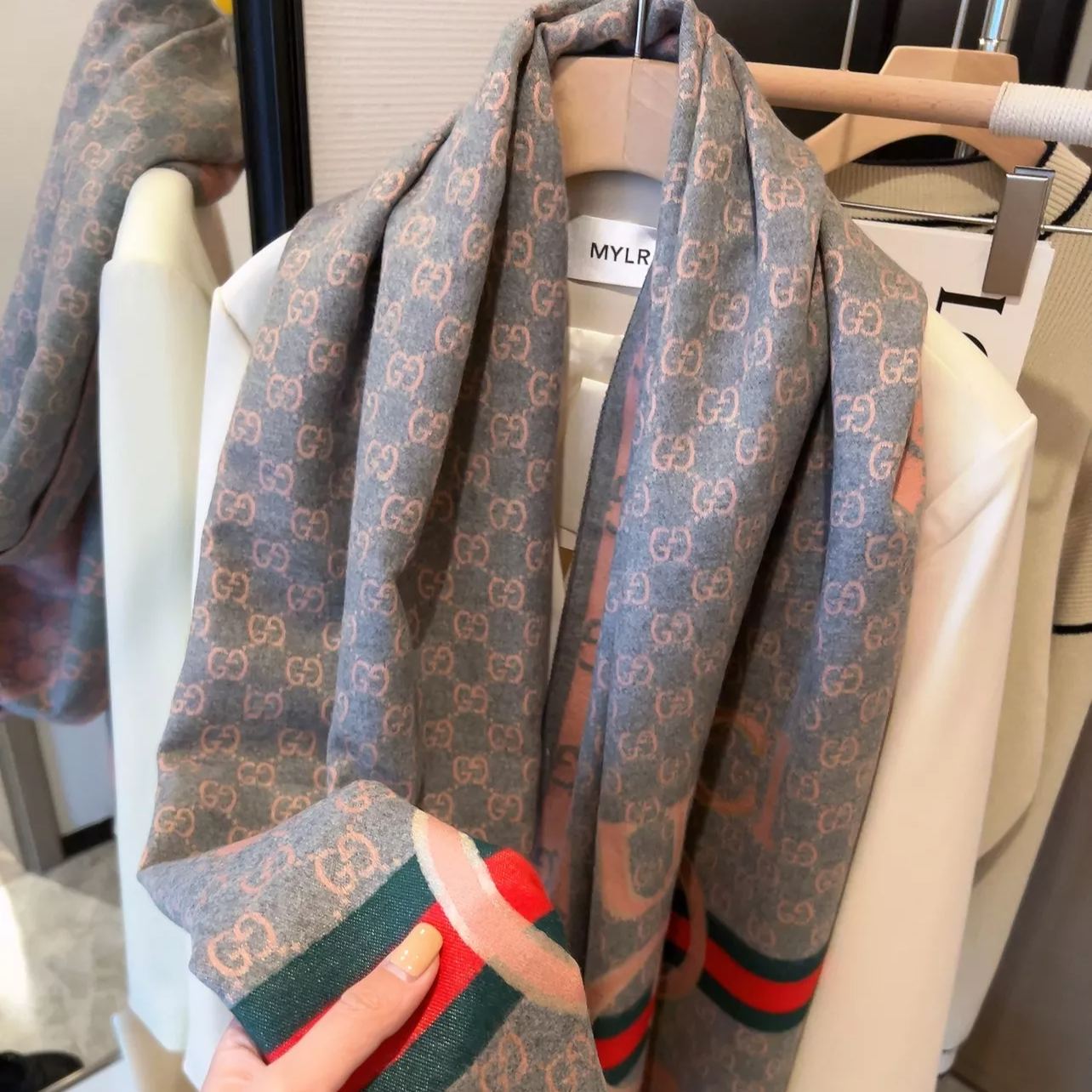 Color Block Jacquard Cashmere Scarf