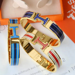 Fashionable Letter Clasp Enamel Bracelet