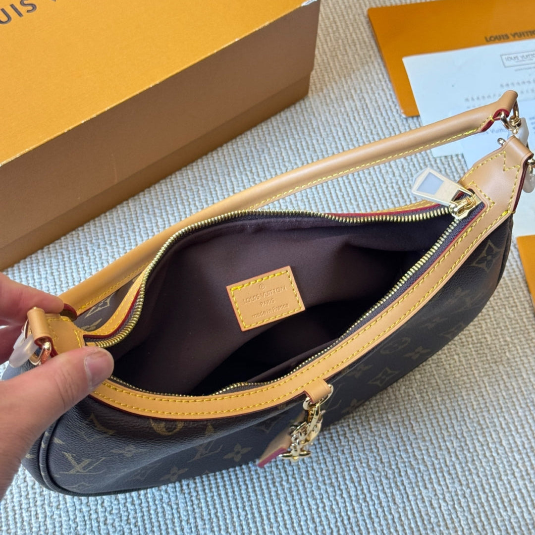 Elegance and fashion leather lock handbag