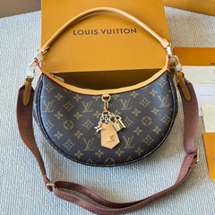 Elegance and fashion leather lock handbag