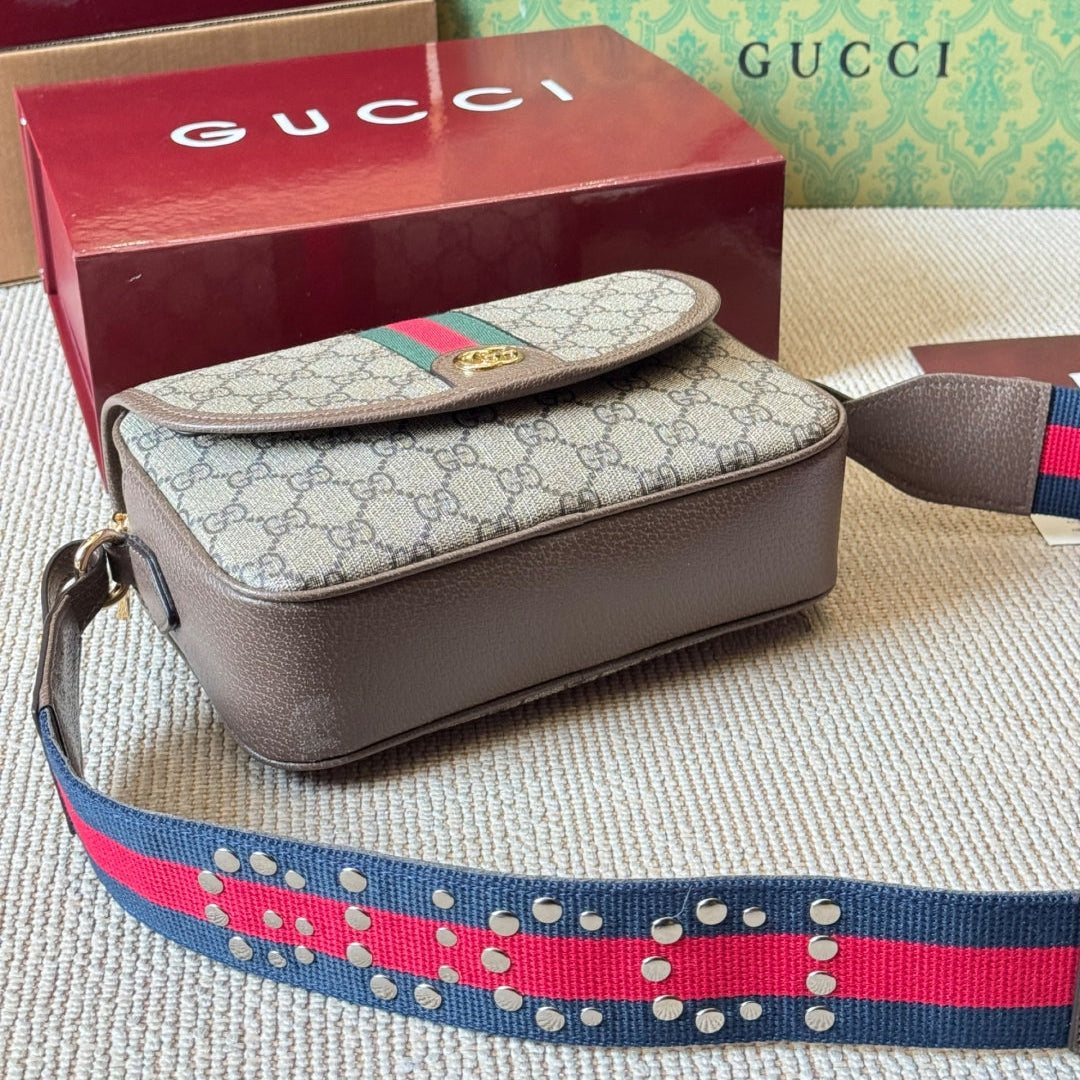 Vintage embossed camera bag