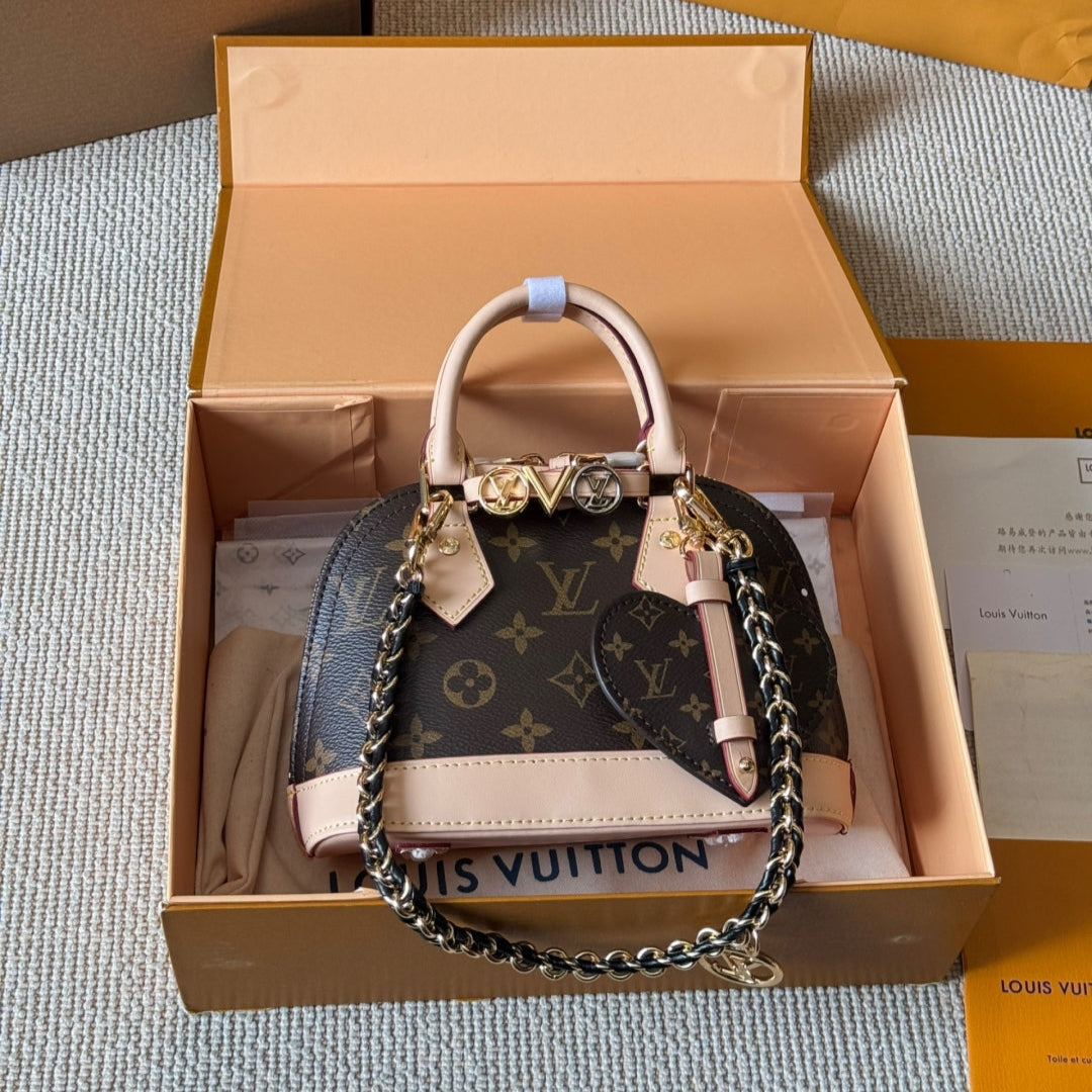 New Printed Leather Shell Bag