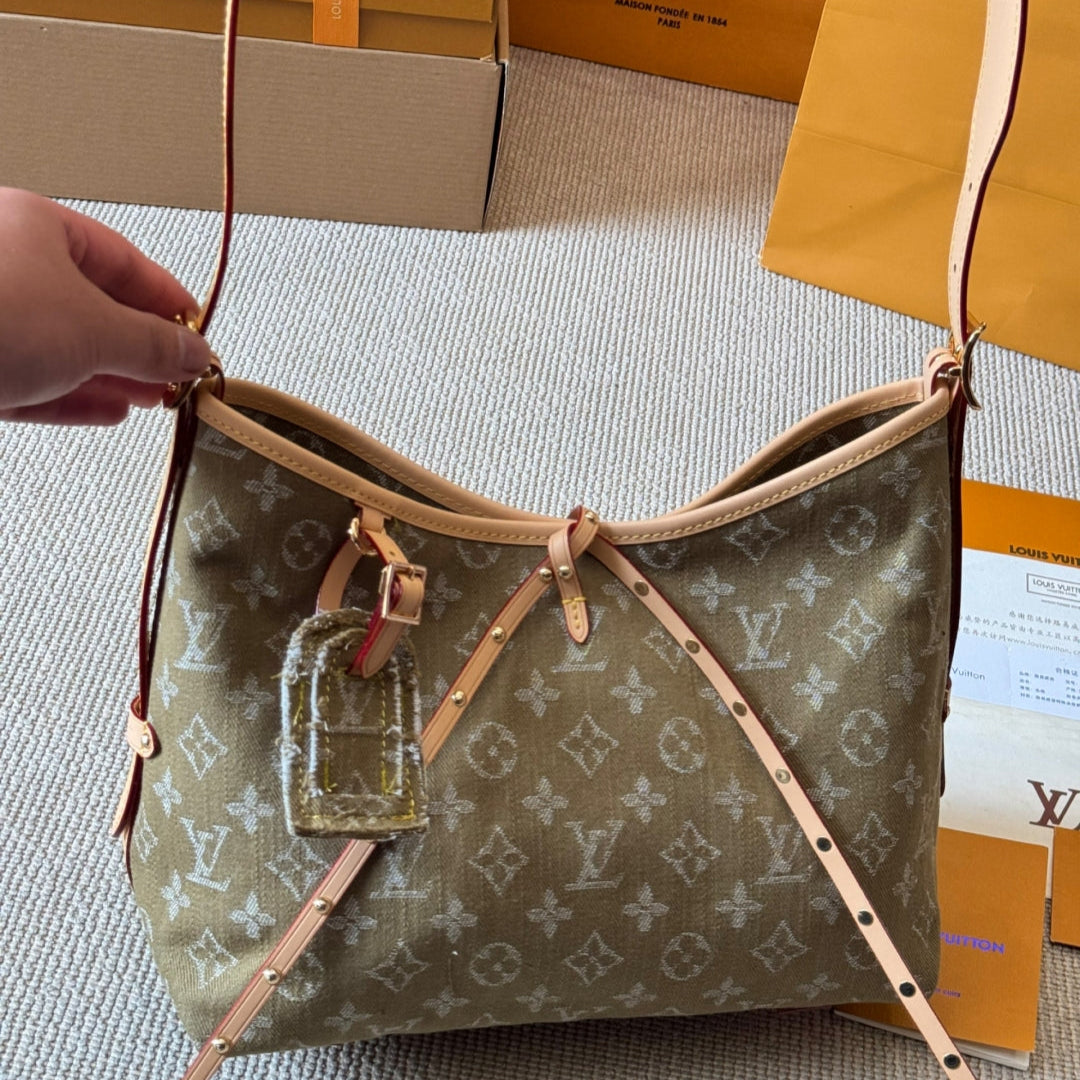 New brown embossed small shopping bag