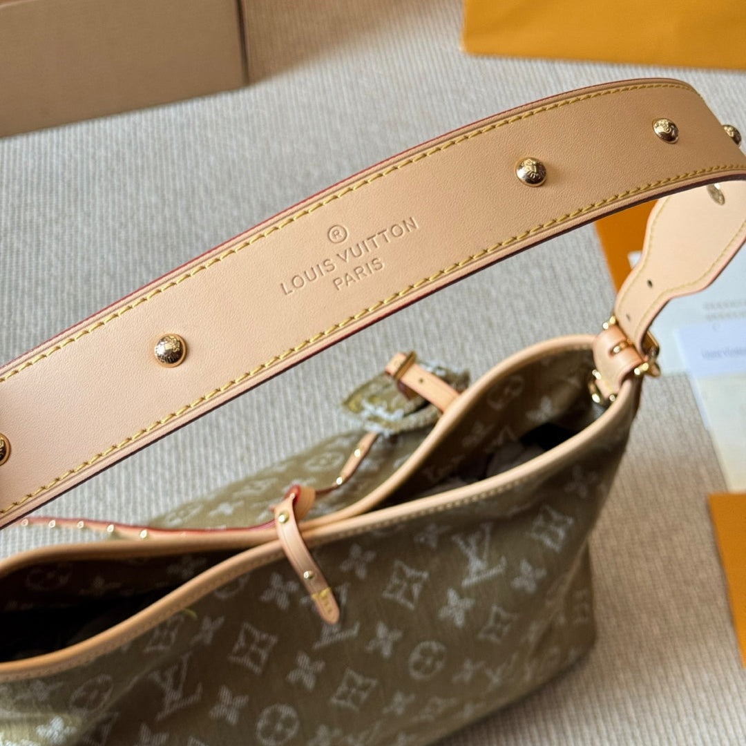 New brown embossed small shopping bag