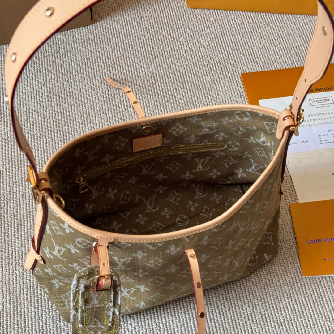 New brown embossed small shopping bag