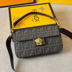 Vintage embossed metal buckle baguette bag