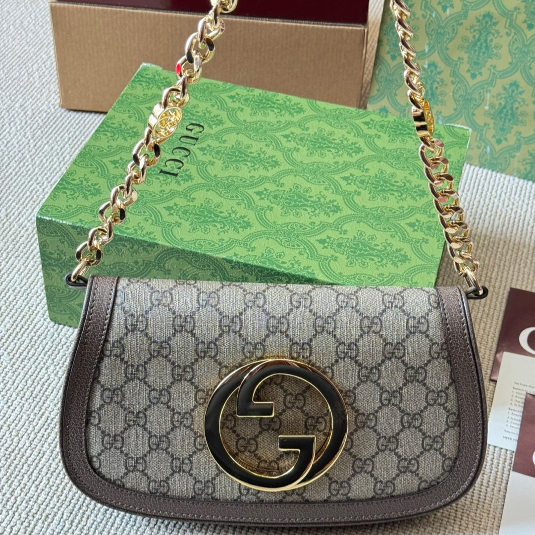 Gold Label Vintage Underarm Messenger Bag