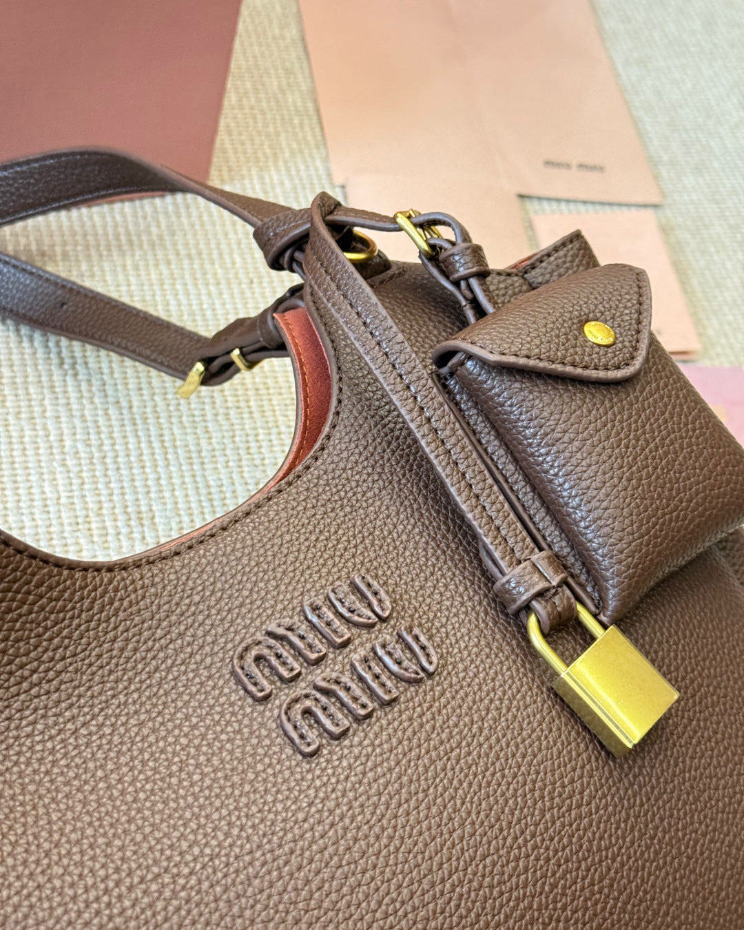 Fashionable Leather Bucket Bag