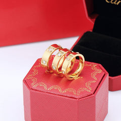 Classic 6-Diamond Ring