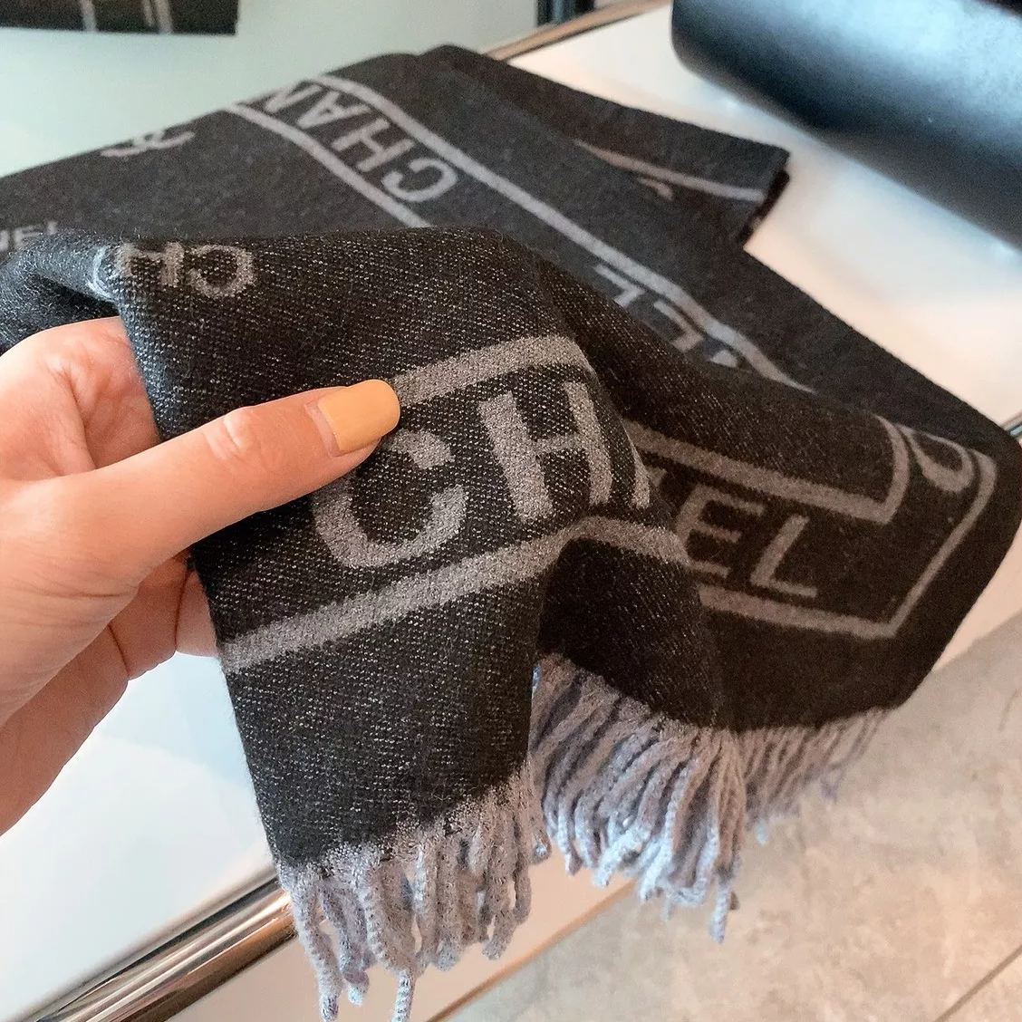 Simple  Letter Cashmere Scarf Shawl