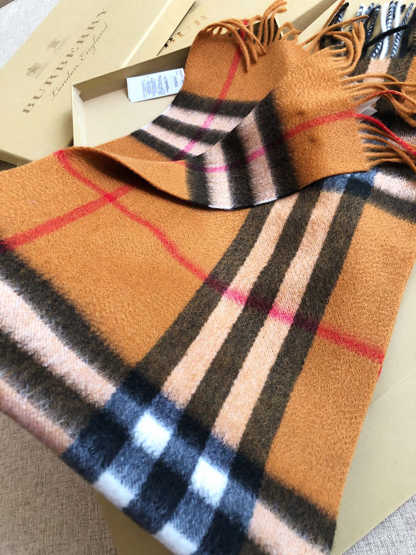 Classic cashmere plaid scarf