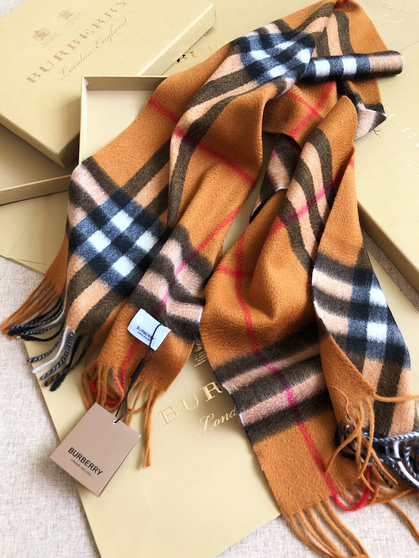 Classic cashmere plaid scarf