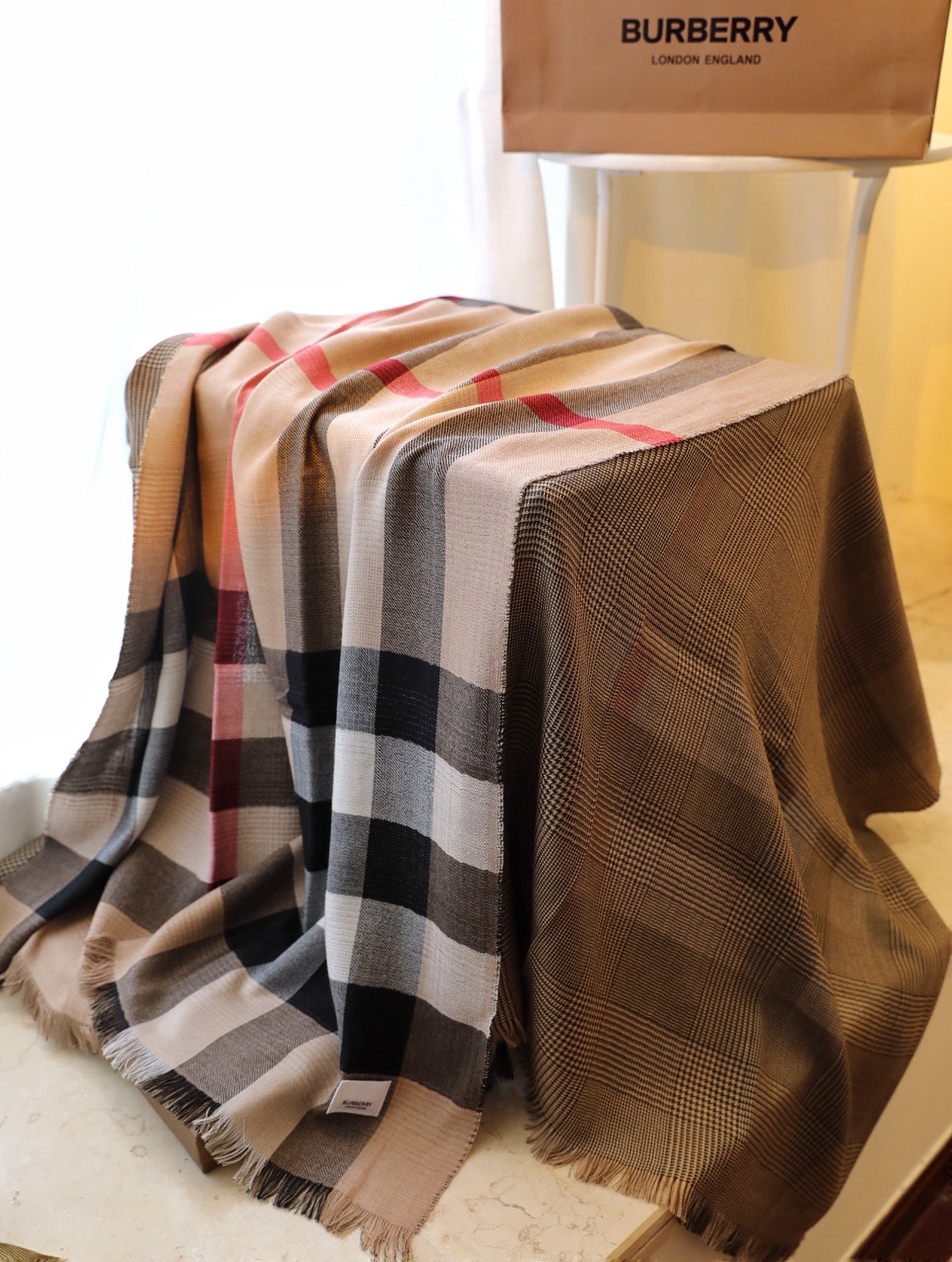 Stylish Plaid Cashmere Scarf