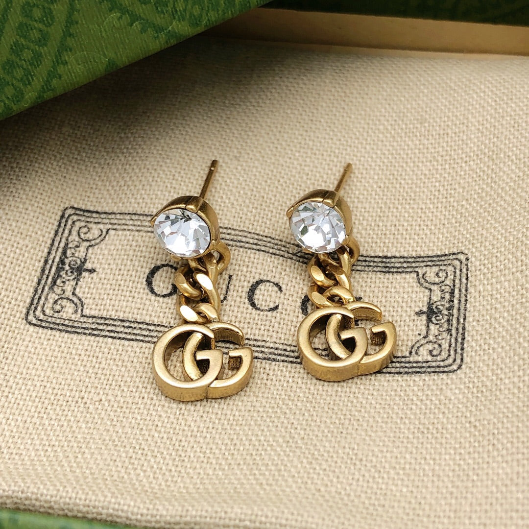 Fashion earrings