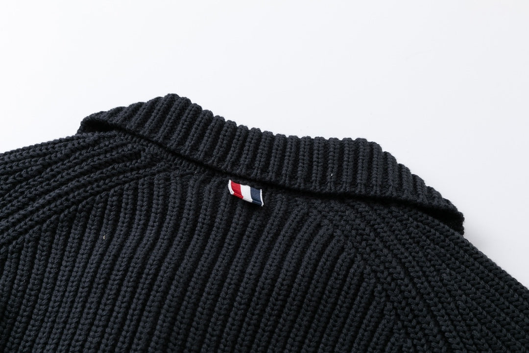 Embroidered knitted cashmere sweatshirt